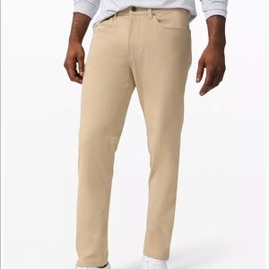 Lululemon ABC Pant Classic 34” (Trench Tan)
